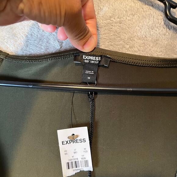 Express Body Contour Surplice V-Neck Ruched Shirt Size Medium Olive Green New - Picture 4 of 7